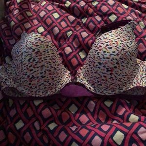Maidenform 34b bra